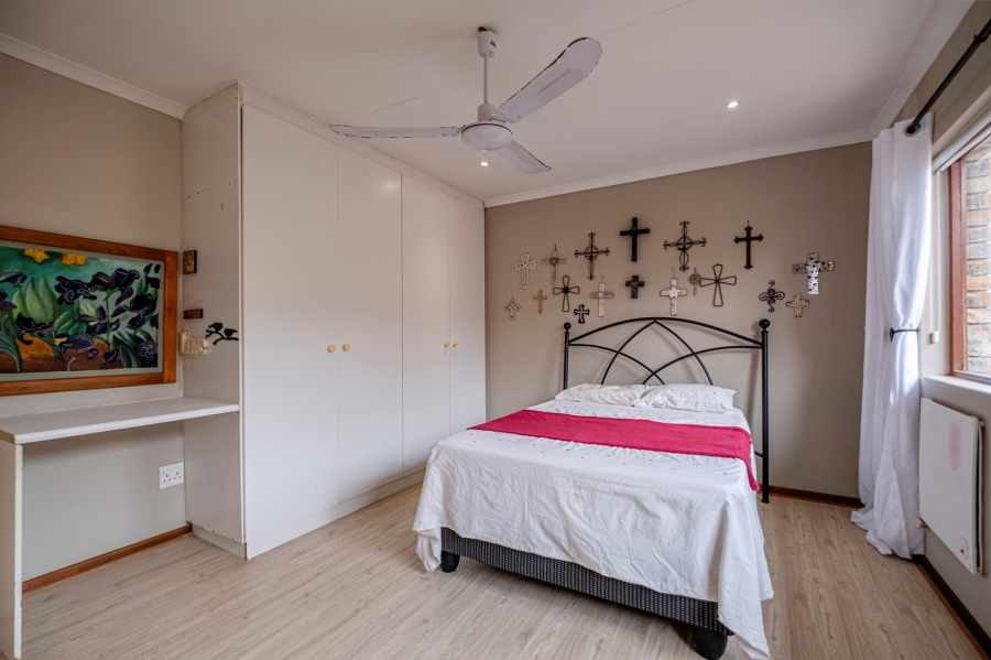 3 Bedroom Property for Sale in Summerstrand Eastern Cape